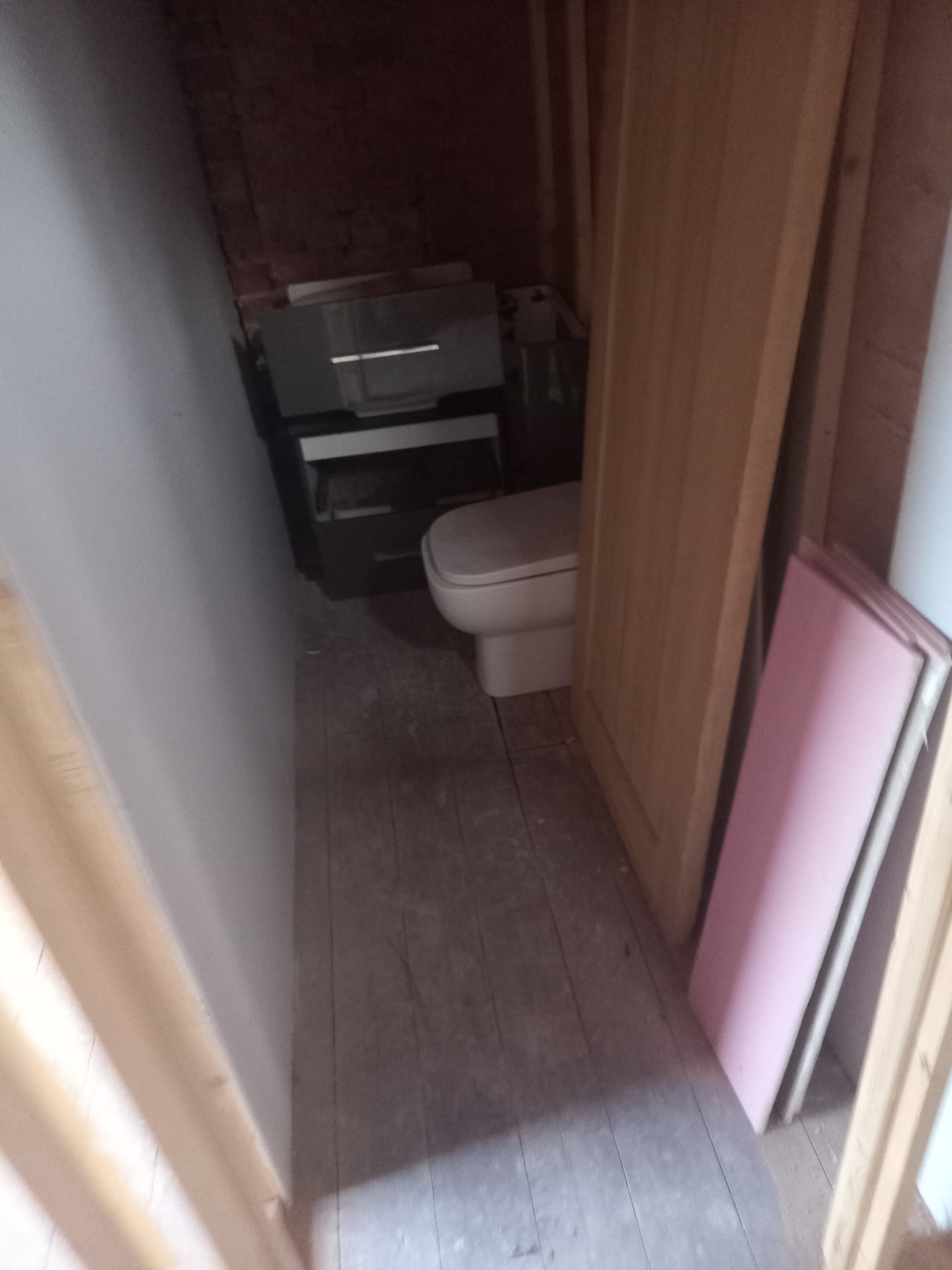 Bathroom 1 — 23 Daisy Road, Edgbaston